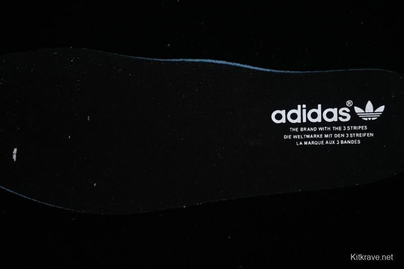 Adidas Campus BZ0084 Casual Sneakers with Three Stripes Design - BZ0084