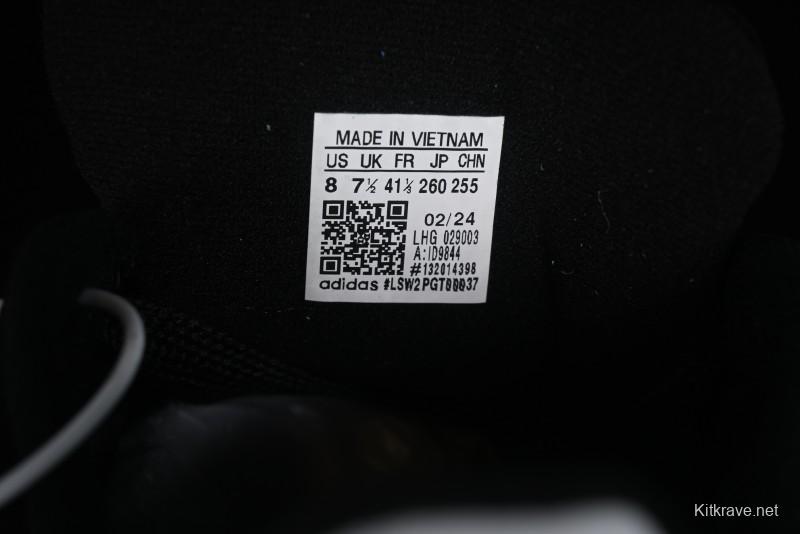 Adidas Originals Campus 00s Retro Casual Sneakers with Chunky Silhouette - ID9844