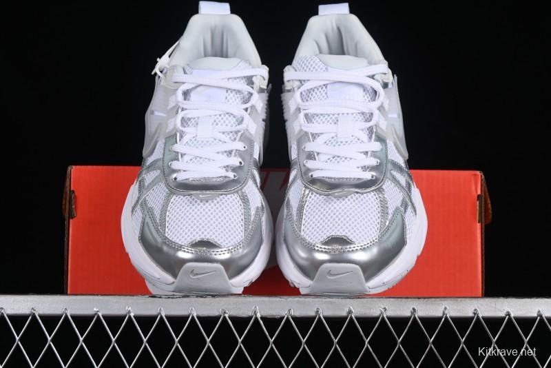 Nike Runtekk V2K Retro Low-Top Running Shoes with Cushlon Midsole and Distressed Effect - FD0736-104