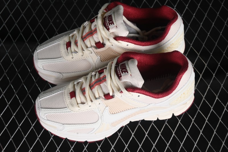 Nike Zoom Vomero 5 SP Retro Casual Running Shoes with EVA Midsole Cushion - HF0737-111