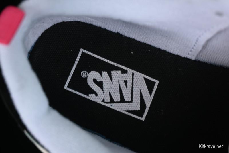 Vans Classics Knu Skool Retro Skate Shoes with Thickened Tongue and Oversized Toe - VN0009QCBLK