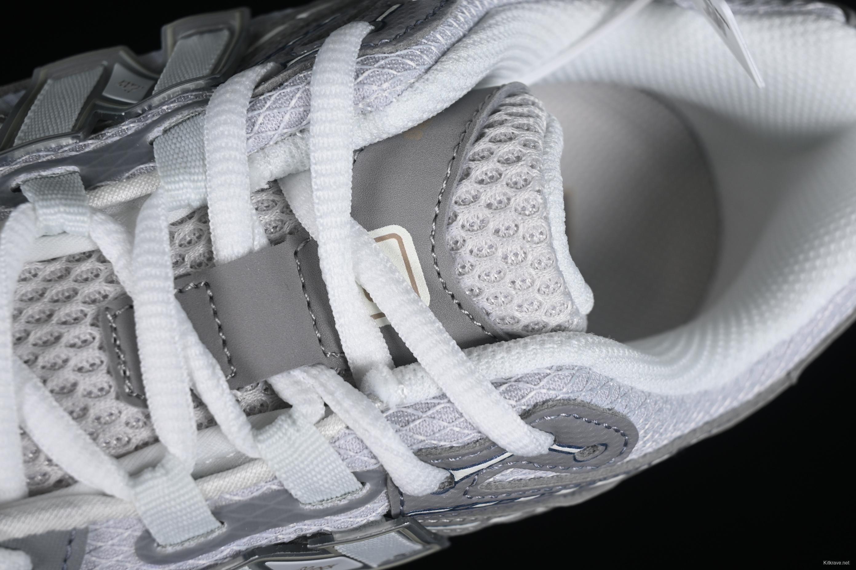 New Balance 1906 Series Retro Dad Style Casual Running Shoes - M1906NB