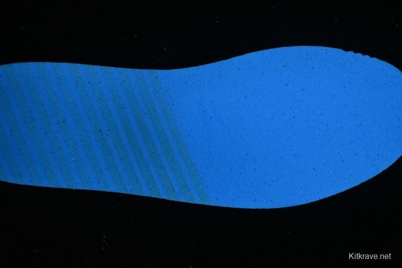 Nike Air Jordan 1 Low "Metallic Silver" Casual Sneakers with Metallic Accents - FN5030-001