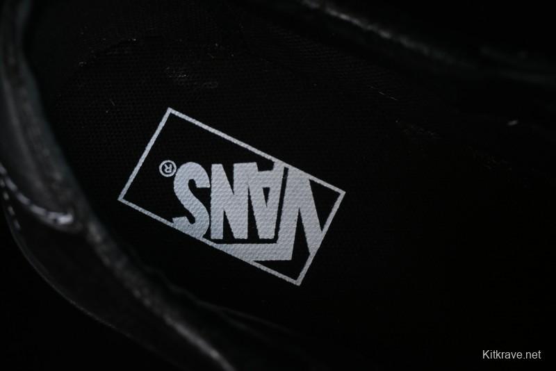 Vans Epoch Sport Style 37 High-End Retro Skate Shoes with T-Toe Design - VN0A4BU6BK