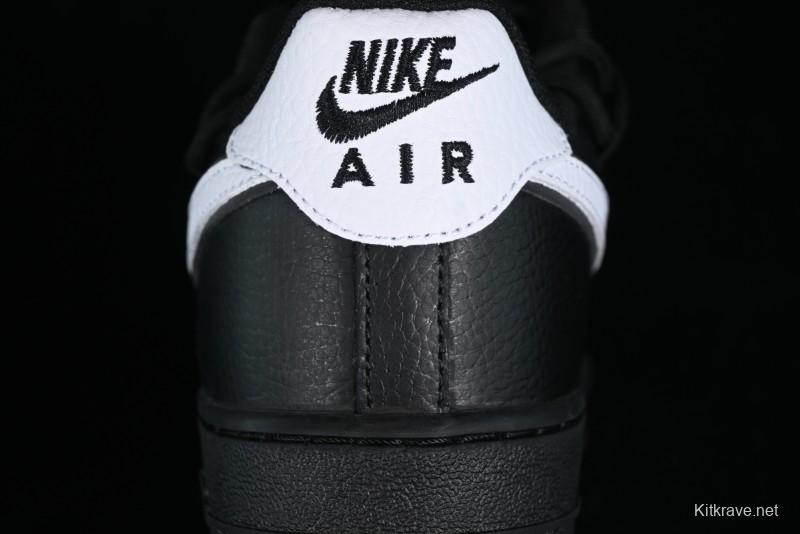 Nike Air Force 1 '07 Low Classic Lace-Up Casual Sneakers in Black & White - ZH0316-018