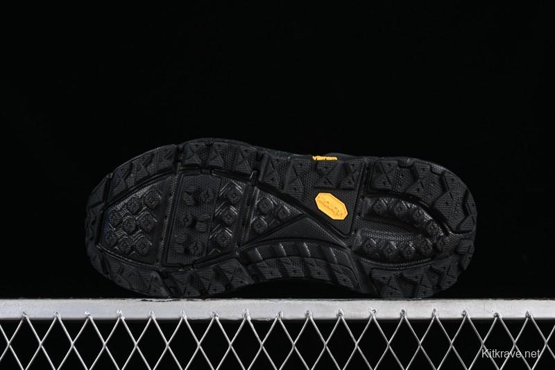 HOKA ONE ONE Tor Summit Low-Top Running Shoes with Geometric Cushioning for Stability and Traction - 1147952 BBLC