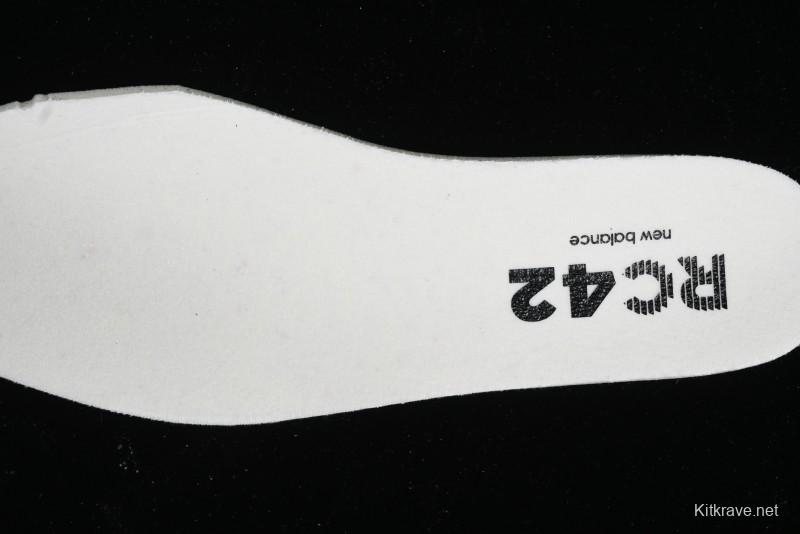 New Balance RC24 Series Retro Football-Inspired Casual Sneakers - URC42LA