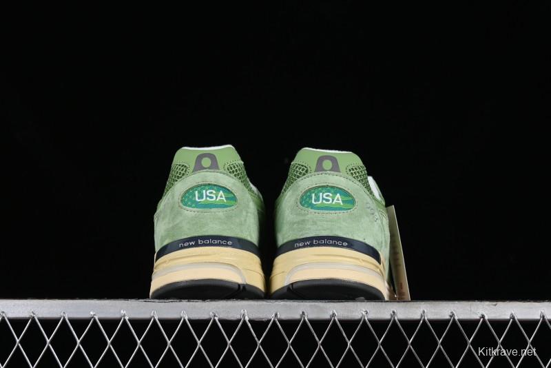 New Balance Made In USA M993 Series Classic Retro Running Shoes - U993WG