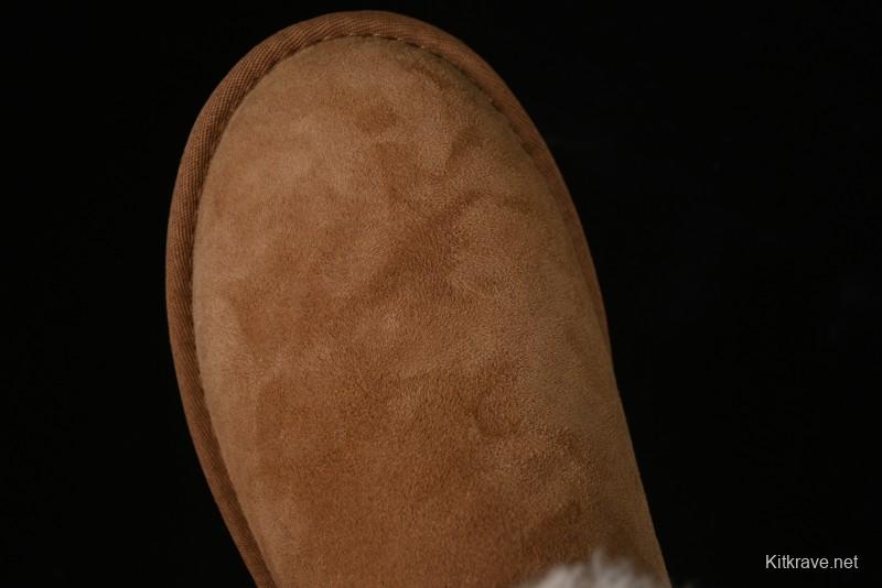 UGG Mini Bailey Button II Classic Short Boots with Wooden Button - 1016422