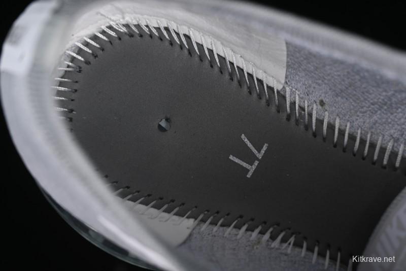 Nike Vapormax Flyknit Breathable Casual Running Shoes with Full-Length Air Cushion - 849558-100