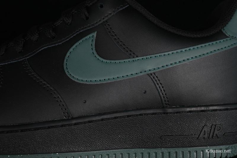 Nike Air Force 1 '07 Low Casual Sneakers with Full-Length Air Cushion - FJ4146-001