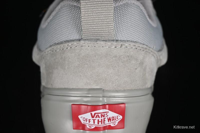 Vans Knu Skool Low Top Retro Casual Vulcanized Sneakers in Grey - VN000CRPBXC