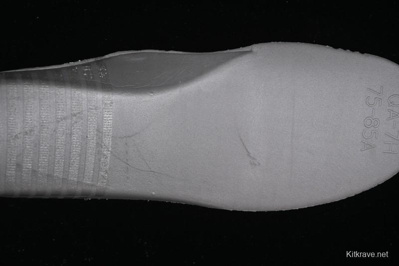 Nike Air Force 1'07 Low Casual Sneakers with Full-Length Air Cushion - IB1406-111