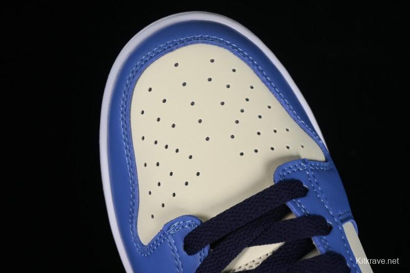 Nike Dunk Low SB Skateboarding Shoes in White Blue Red Colorway - FV8119-161