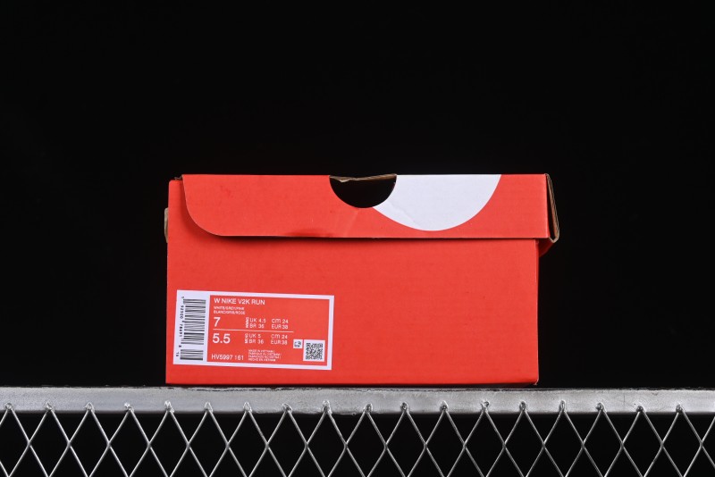 Nike Runtekk Run Retro Low-Top Running Shoes with Cushlon Foam and Anti-Slip Design - HV5997-161