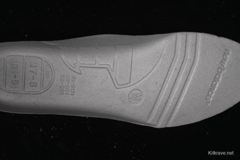 New Balance 1906 Series Retro Dad Style Casual Running Shoes - M1906RWE