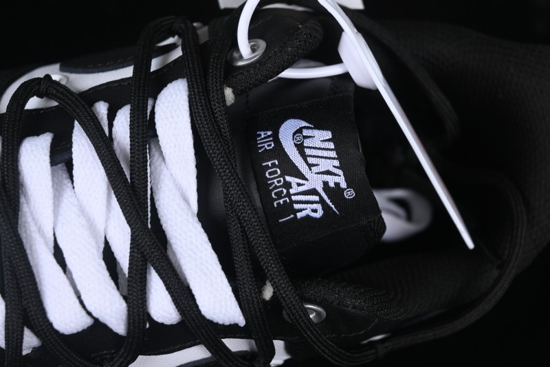 Nike Air Force 1 '07 Low Panda Smiley Low-Top Casual Sneakers - CV9879-542