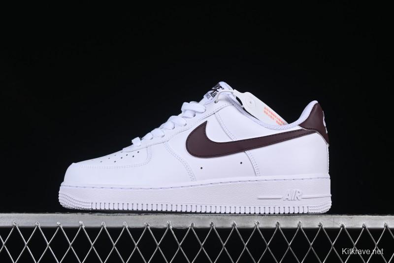 Nike Air Force 1 '07 Low Casual Sneakers with Full-Length Air Cushion - FJ4146-112