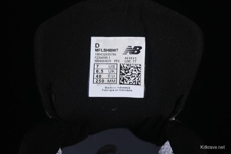 New Balance DynaSoft Flash V7 Retro Casual Shoes - MFLSHBW7