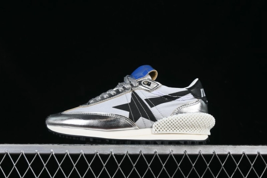 Golden Goose Marathon Silver Comfortable Low-Top Lifestyle Sneakers - X.E5