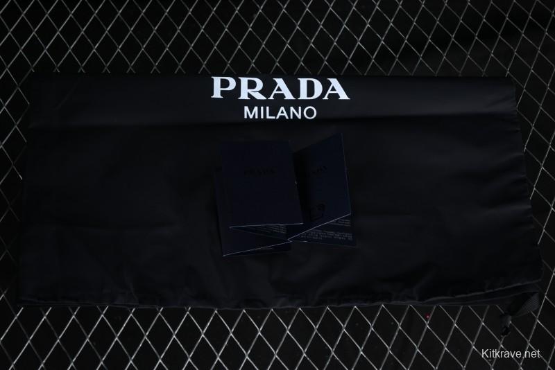 Prada Cloudbust Air Thunder Lifestyle Low-Top Sneakers - 2EG293