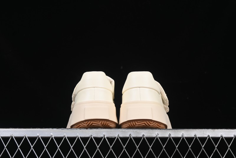 GG-CC Star Same Style Platform Sneakers with Hook and Loop Closure - G23Y6906