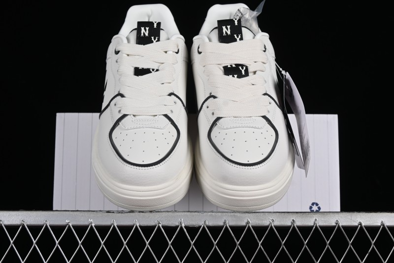 MLB Chunky Liner Basic New York Yankees Thick Sole Casual Sneakers with 6cm Height Increase - 3ASXCLR3N50WHS