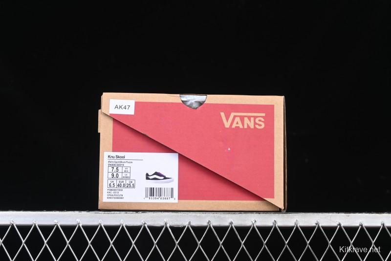 Vans Knu Skool Low Top Retro Casual Vulcanized Sneakers - VN000CS00YK