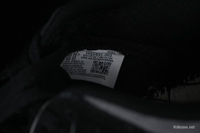 Nike Dunk Low Casual Sneakers in Black-Grey Colorway - HQ1931-001