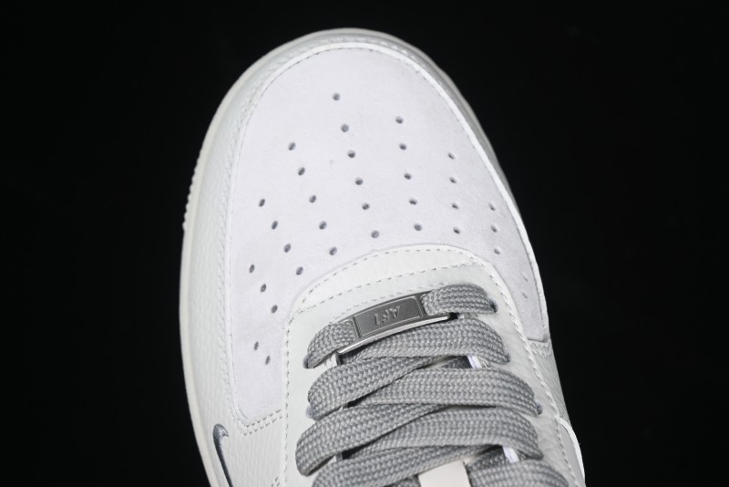 Nike Air Force 1 '07 Low Supreme Casual Sneakers with Full-Length Air Cushion - CH6336-522