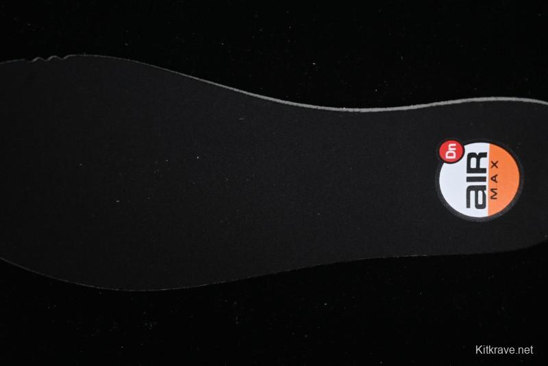 Nike Air Max Dn8 Running Shoes with Dynamic Air Cushion Technology for Enhanced Comfort - FQ7860-009