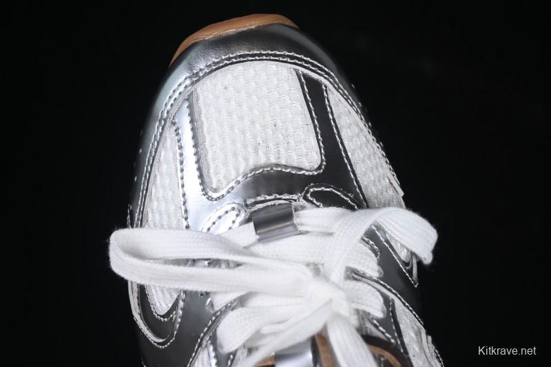 New Balance 530 Metallic Silver Sneakers – Stylish & Sporty Design