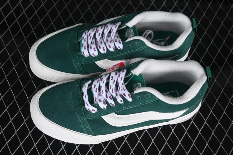 Vans Knu Skool Low-Top Retro Chunky Sneakers - VN000D6ZBR1