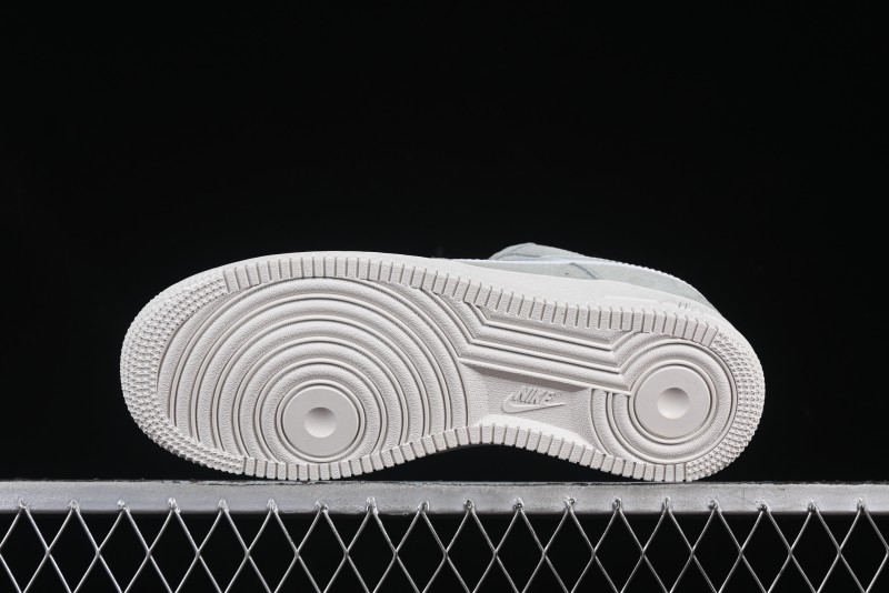 Nike Air Force 1'07 Low Casual Sneakers with Full-Length Air Cushion - HJ4401-300