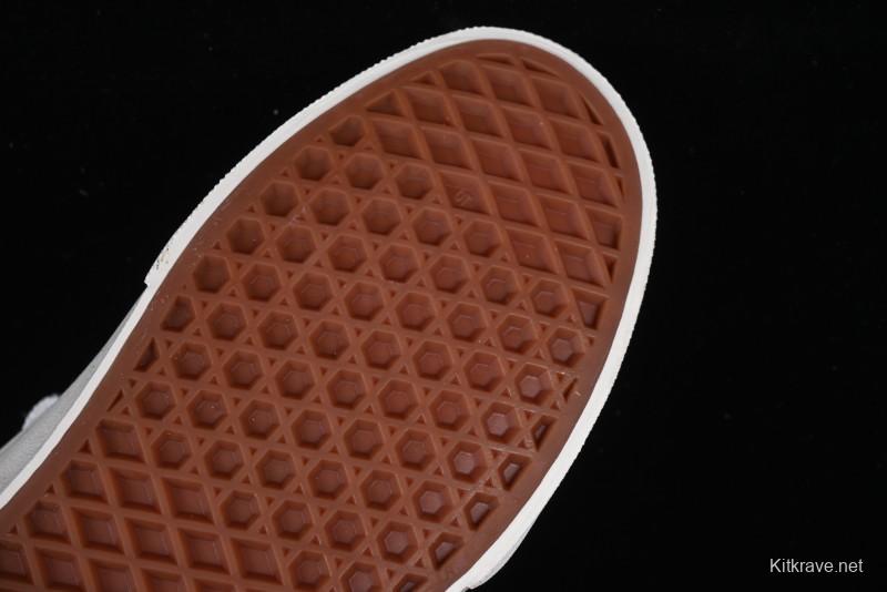 Vans Knu Skool Low-Top Retro Chunky Sneakers - VN000D750CK