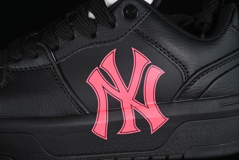 New York Yankees MLB Chunky Liner Custom Platform Sneakers in Neon Pink - 3ASXCA12N50WHS