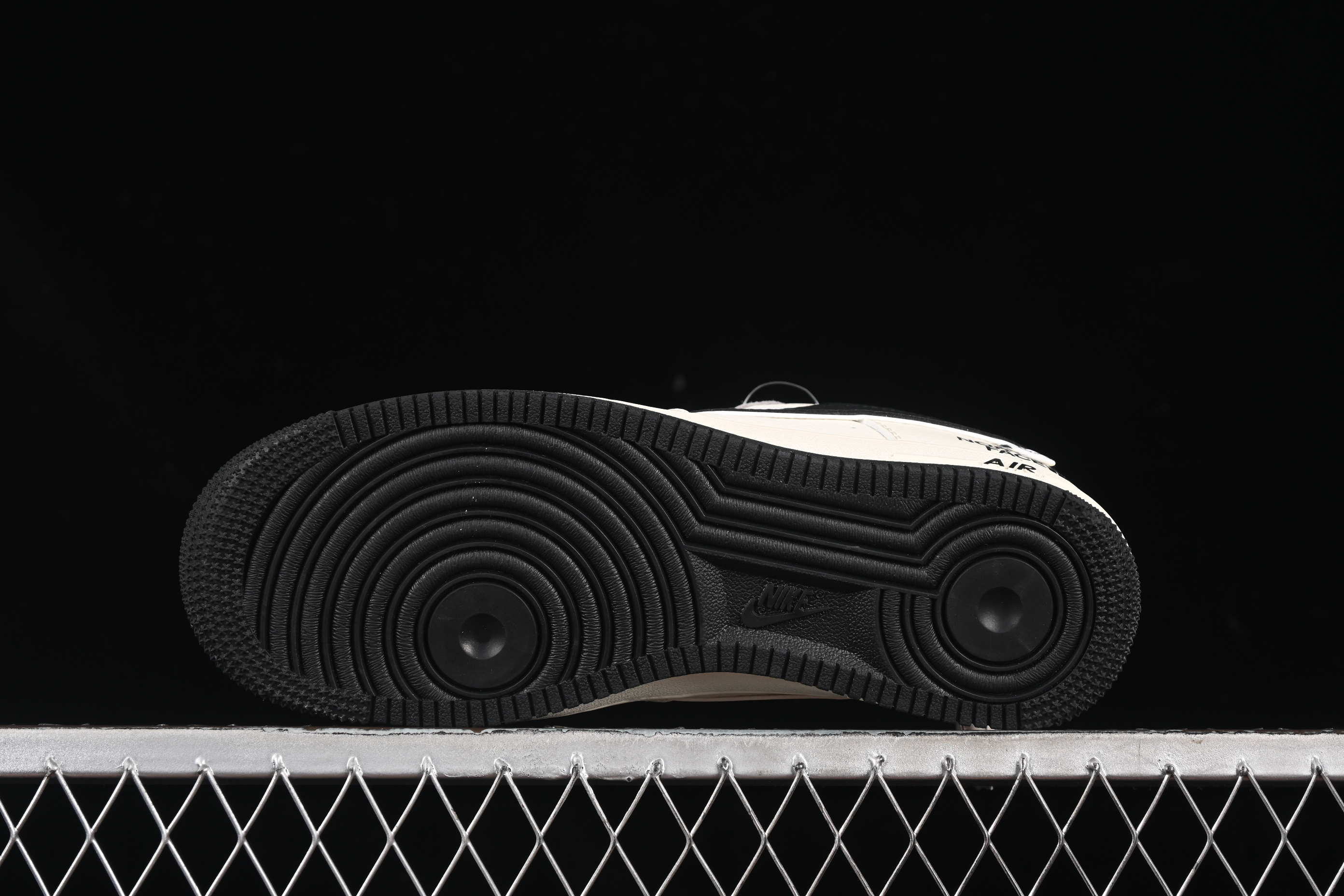 Nike Air Force 1 '07 Low The North Face Collaboration Beige Black Swoosh Casual Sneakers - XZ6188-190