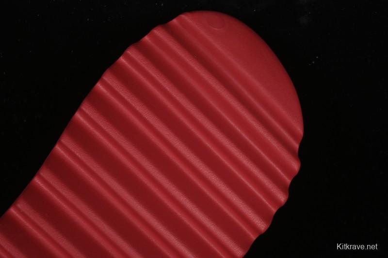 Adidas Yeezy Slide Comfortable Slippers with EVA Foam and Grooved Sole Design - ID5988