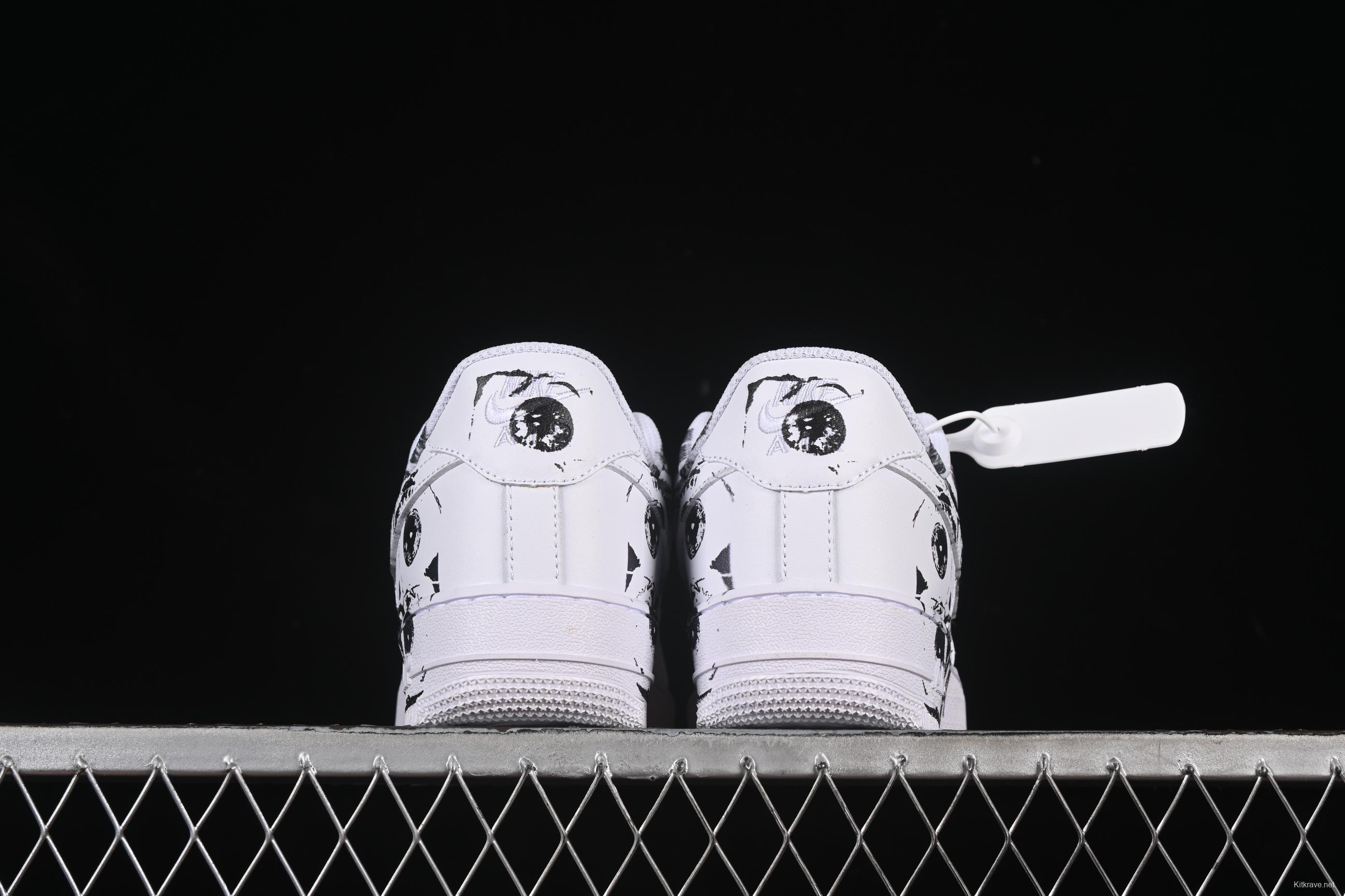 Nike Air Force 1 Low '07 Comme des Garcons Shirt Supreme Collaboration Casual Sneakers - 923044-100