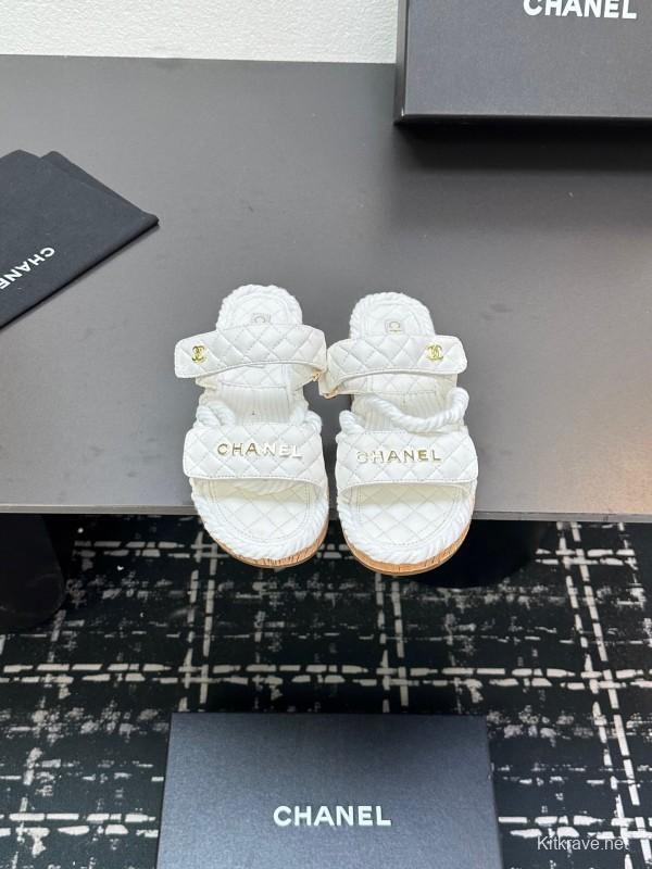 2025 Slippers Chanel White Quilted Fabric Cork Sole LY00250