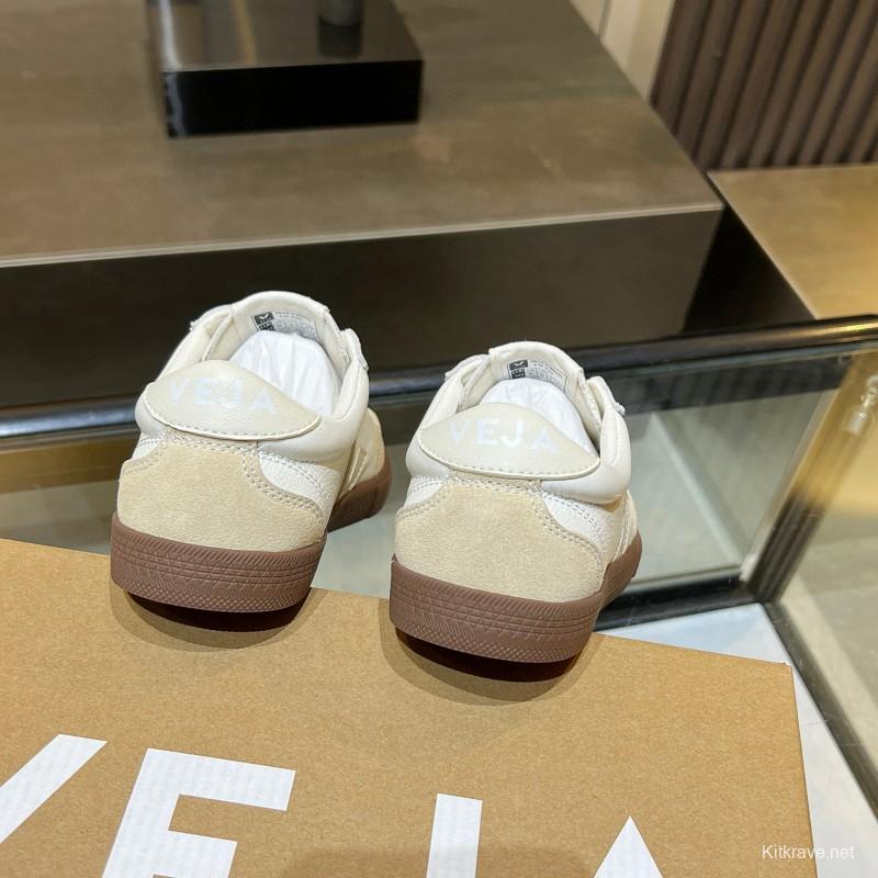 2025 Women VEJA White Beige Leather Suede Sneakers MJ00251