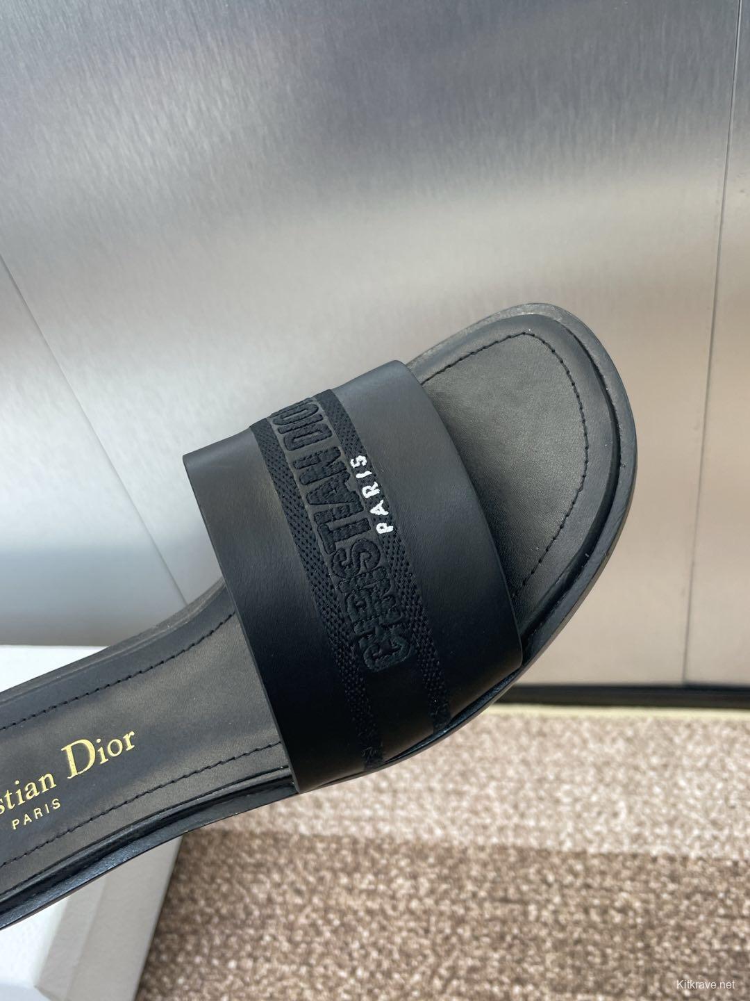 2025 Women Dior Black Leather Slippers CHRISTIAN DIOR PARIS