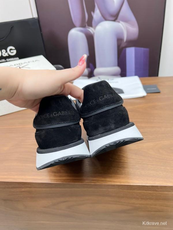 2025 Men Dolce & Gabbana Black Suede Sneakers LY00300