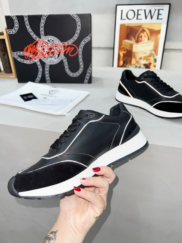 2025 Men VERSACE Black Leather Sneakers LY00320