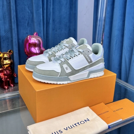 2025 Unisex Louis Vuitton White Grey Leather LV Trainer