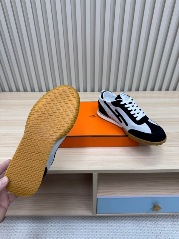 2025 Unisex Hermès Black White Suede Goat Leather Sneakers Top Version LY00310