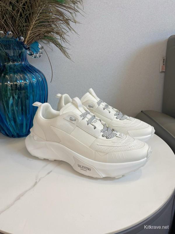 2024 Unisex Valentino White Leather Sneakers MJ00340