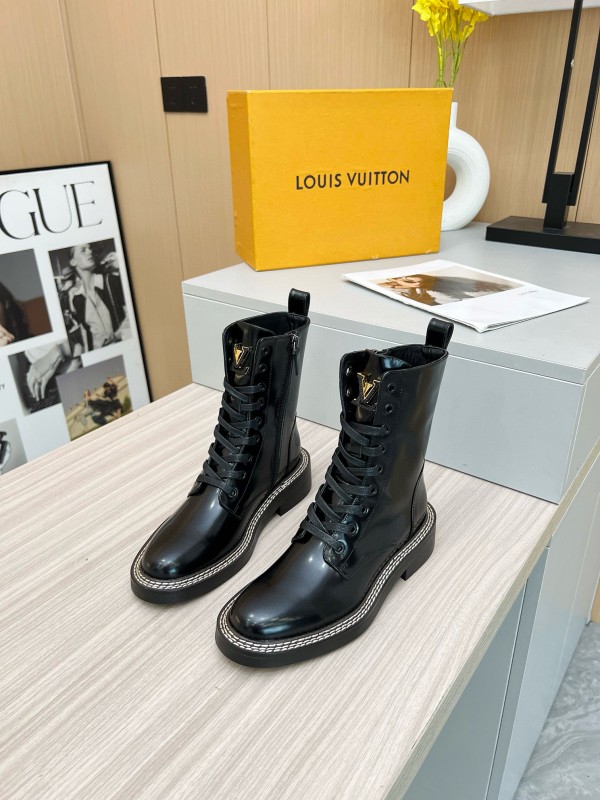 2024 Women Louis Vuitton Black Calfskin Leather Boots MJ00370