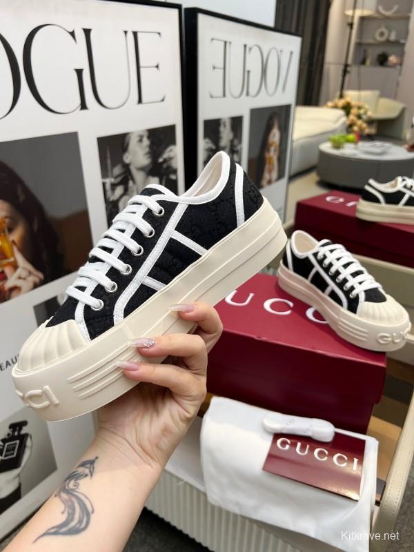 2025 Women Gucci Black White Canvas Sneakers LY00270