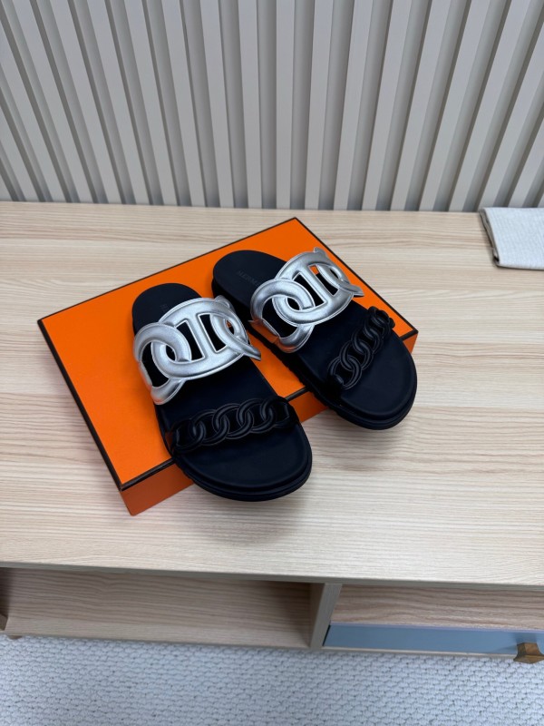 2025 Slippers Hermès Silver Black Leather Chain Decoration